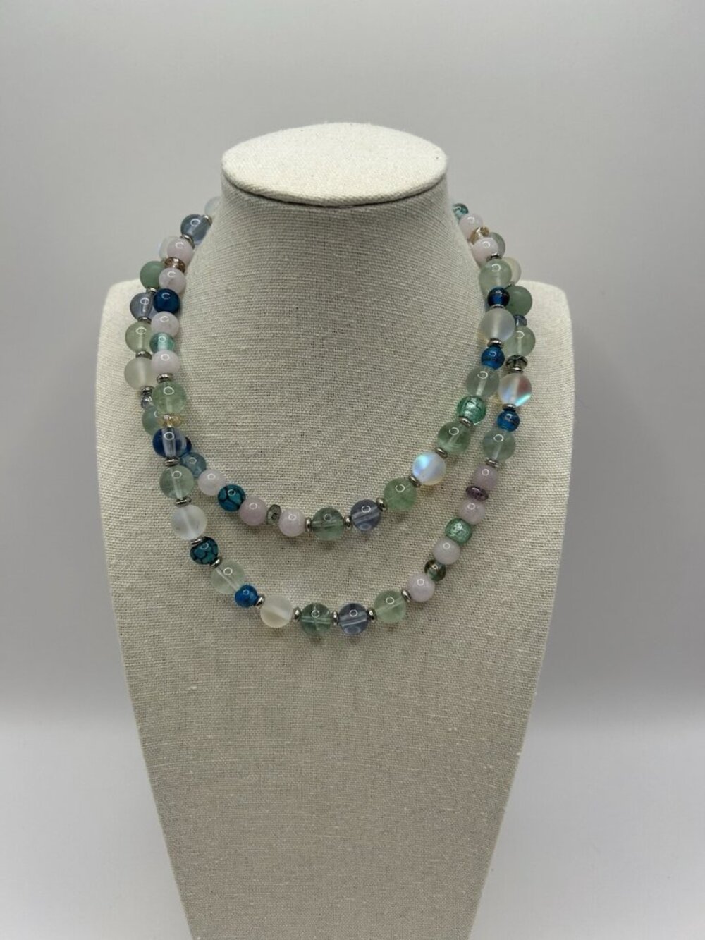 Vintage Glass Bead Necklace Pastel Green Blue Pink Long Silver Tone Cottagecore - Picture 4 of 9